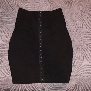 Black H&M skirt Size small